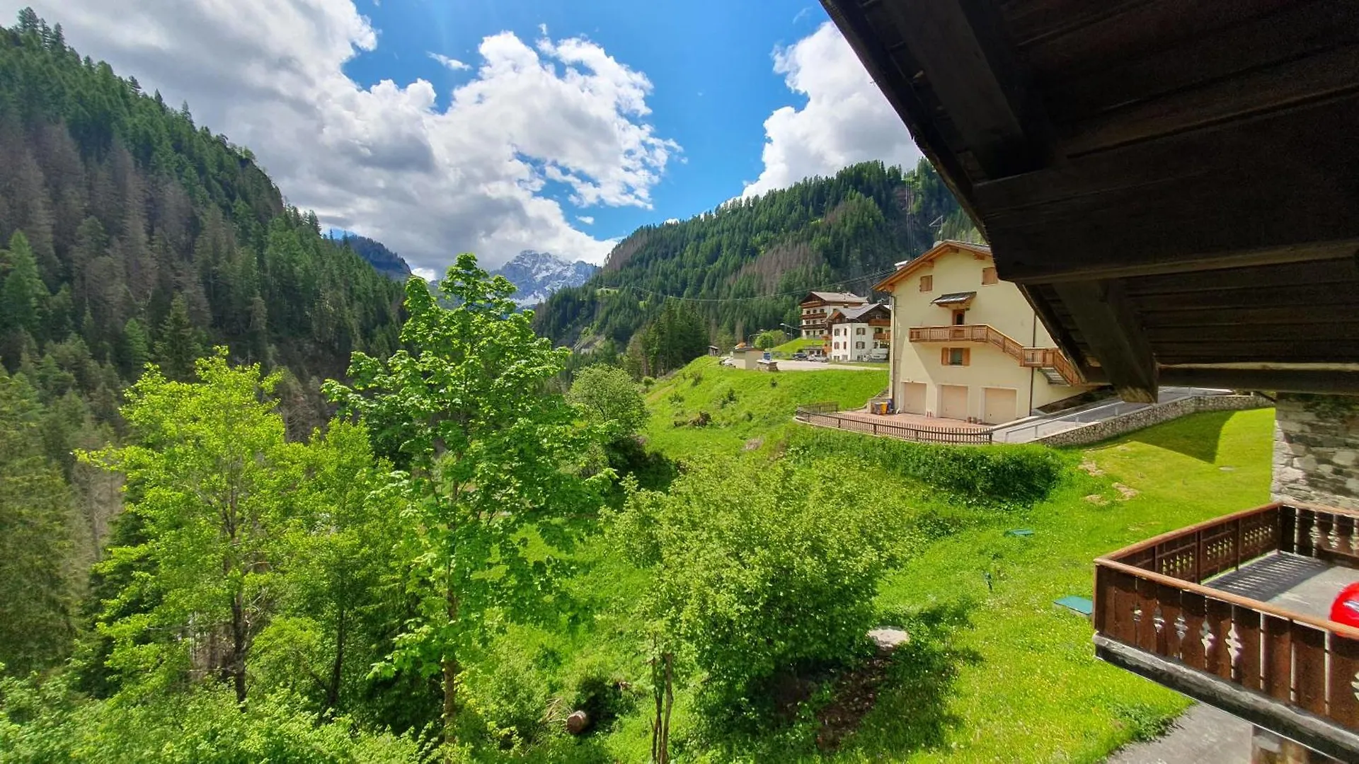 Appartamenti Nonno Gianni Rocca Pietore Tatil Evi
